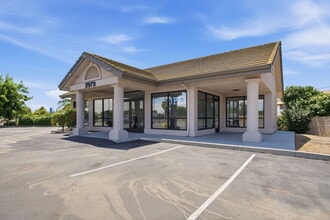 2979 N Winton Way, Atwater, CA for lease Interior Photo- Image 2 of 33