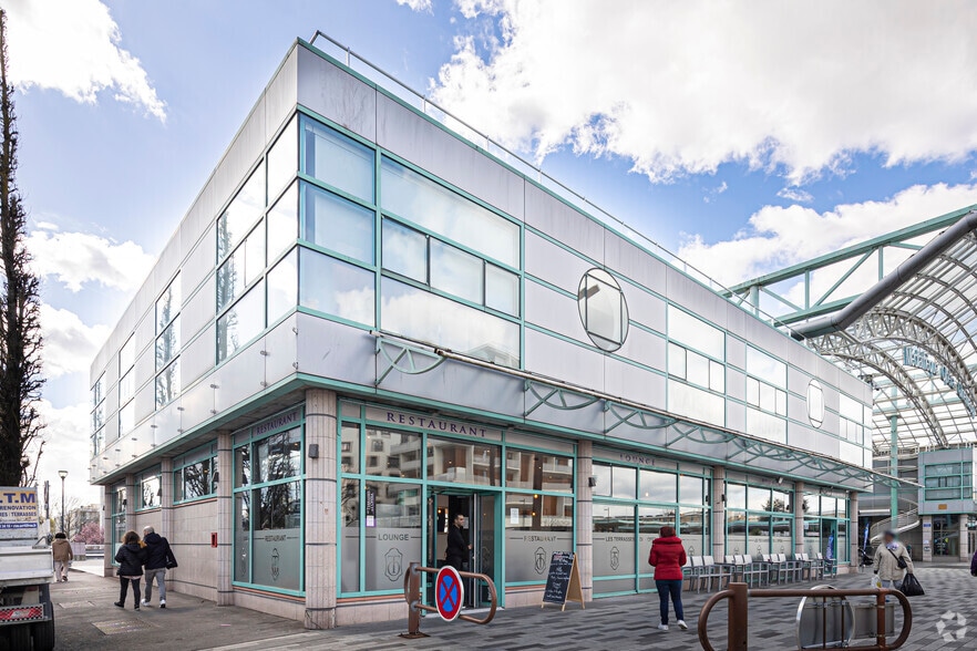 2 Rue Du Théatre, Massy for lease - Building Photo - Image 3 of 3