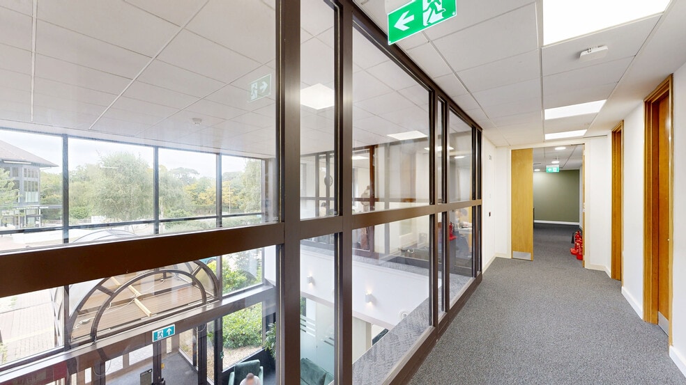 3 The Drive, Great Warley for lease - Matterport 3D Scan - Image 3 of 23