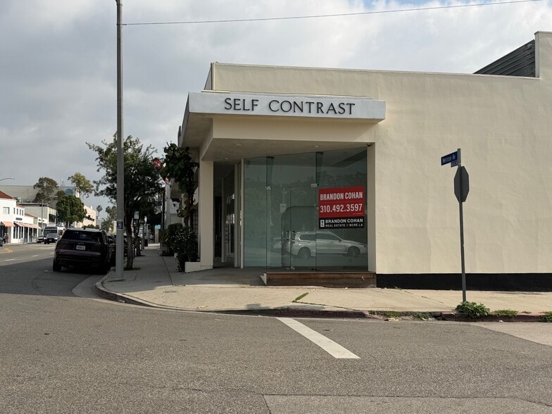 8180 Melrose Ave, Los Angeles, CA à louer - Photo du bâtiment - Image 2 de 8