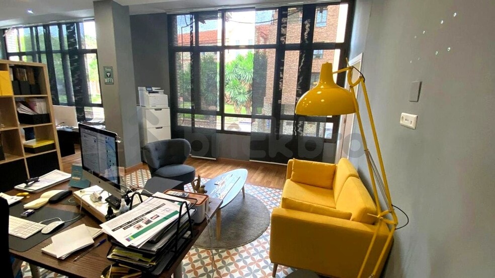 Office in Málaga, Málaga for sale - Interior Photo - Image 1 of 3