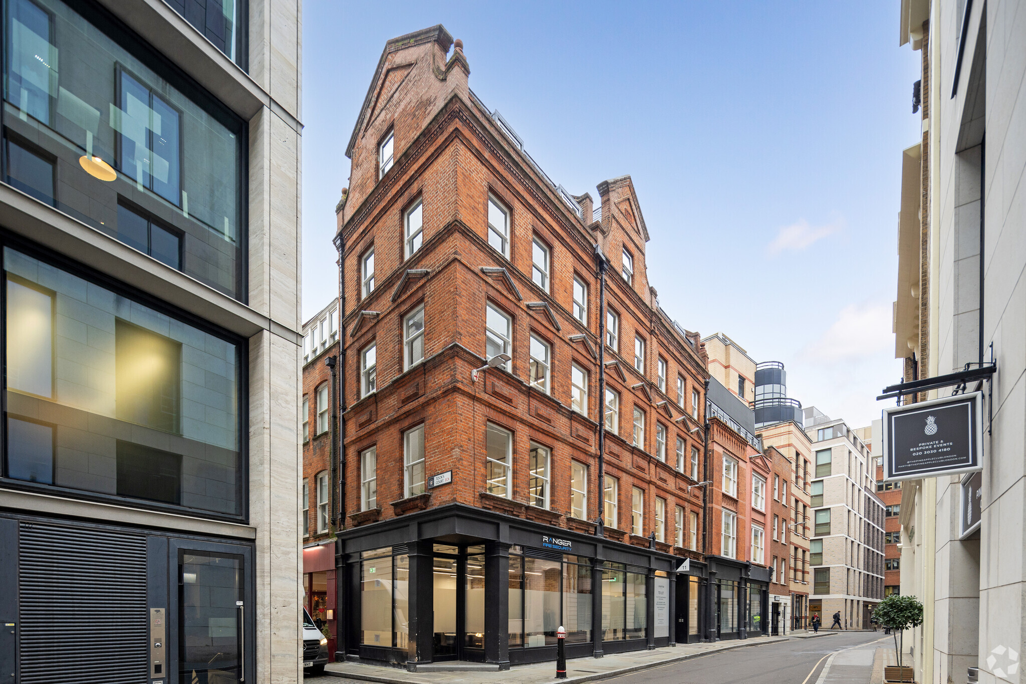 9-13 Cursitor St, London for lease Primary Photo- Image 1 of 9