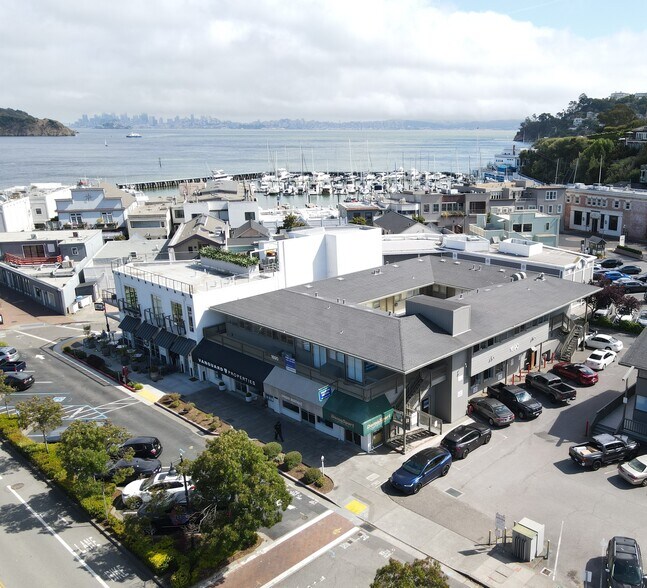 1690 Tiburon Blvd, Belvedere Tiburon, CA à vendre - Aérien - Image 2 de 7