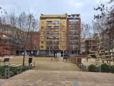 Immeuble residentiel dans Granollers, Barcelona à vendre Photo du bâtiment- Image 1 de 2