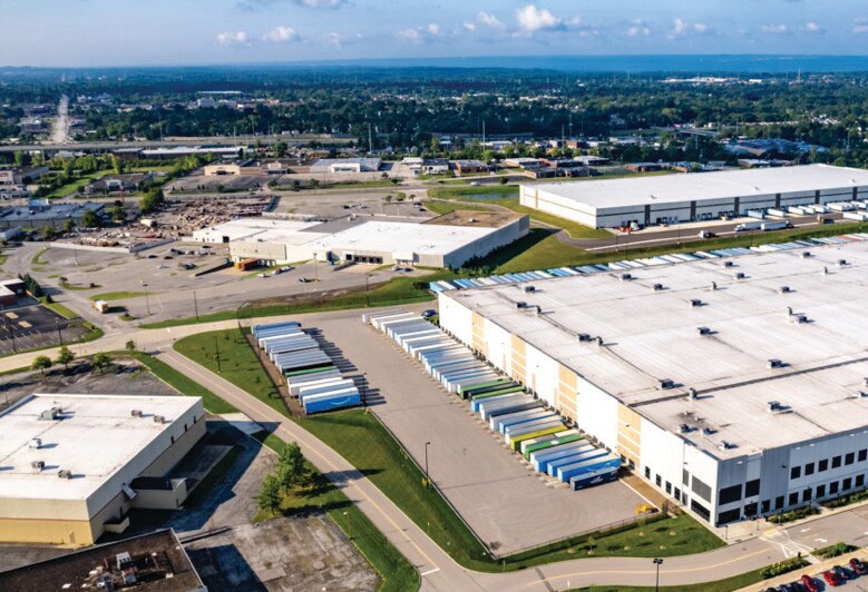 20801 Miles Rd, North Randall, OH à louer - Photo du bâtiment - Image 3 de 4