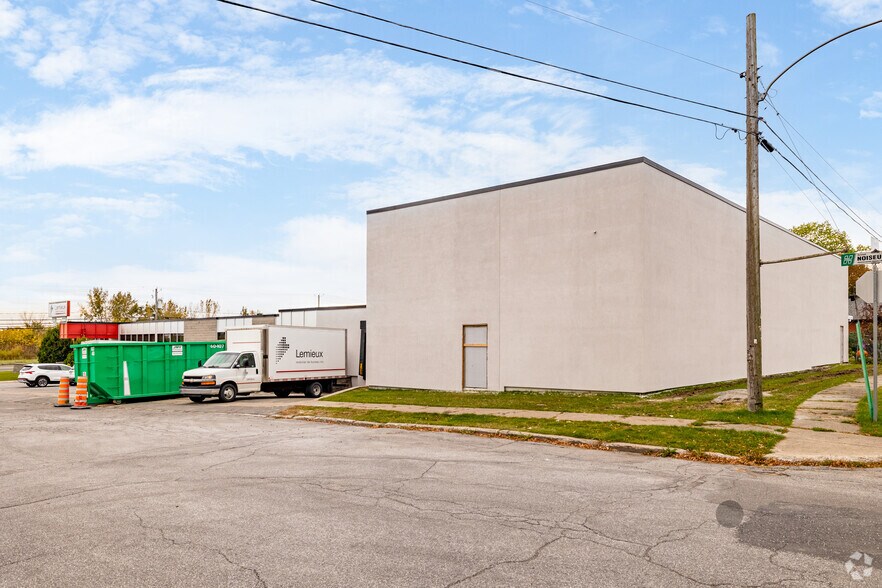 1380 Boul Laurier E, Saint-hyacinthe, QC for sale - Building Photo - Image 3 of 5