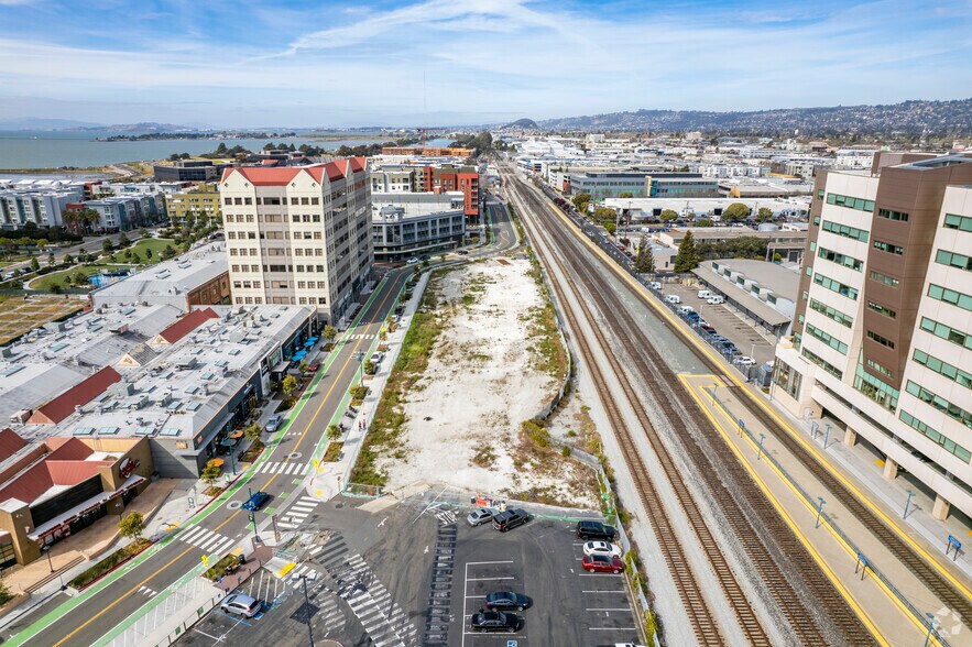 5959 Shellmound St, Emeryville, CA à louer - Aérien - Image 3 de 4