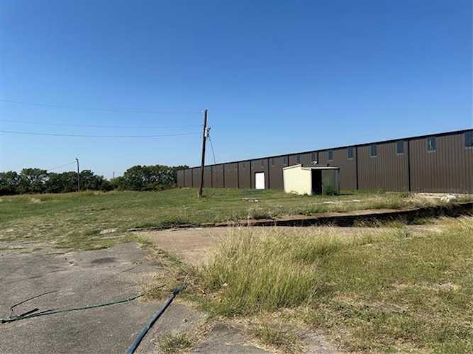 1800 North Collins Fwy, Howe, TX for lease - Building Photo - Image 2 of 6