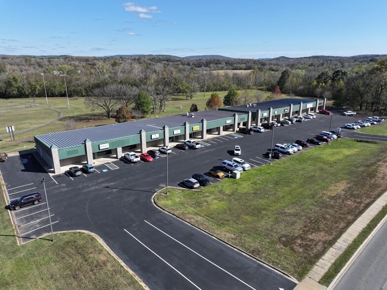 244 Highway 65 N, Clinton, AR for sale - Building Photo - Image 1 of 3