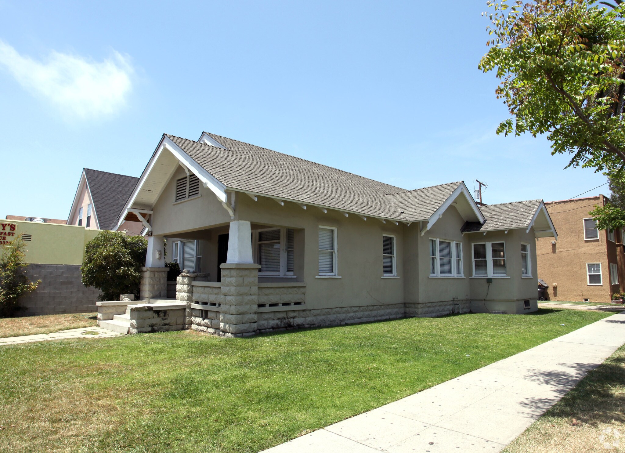 1545 E 4th St, Long Beach, CA à vendre Photo principale- Image 1 de 26