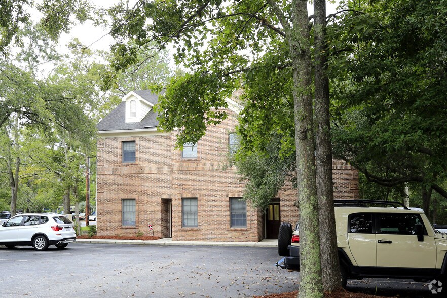 845 Lowcountry Blvd, Mount Pleasant, SC à louer - Photo du bâtiment - Image 2 de 12