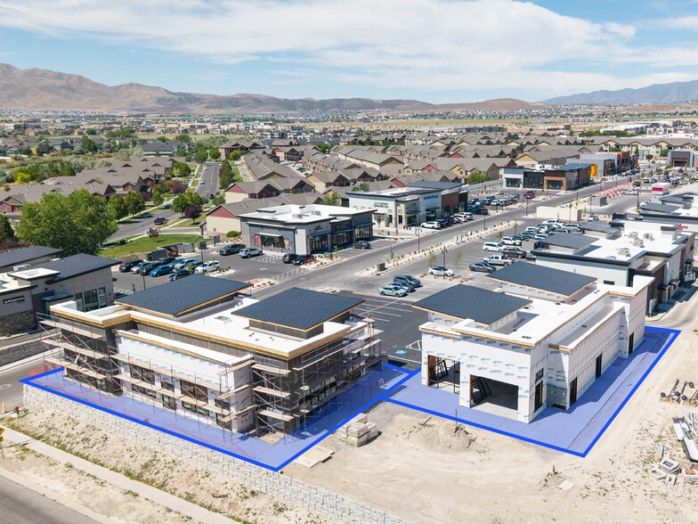 369 E Crossroads Blvd, Saratoga Springs, UT for sale - Building Photo - Image 1 of 2