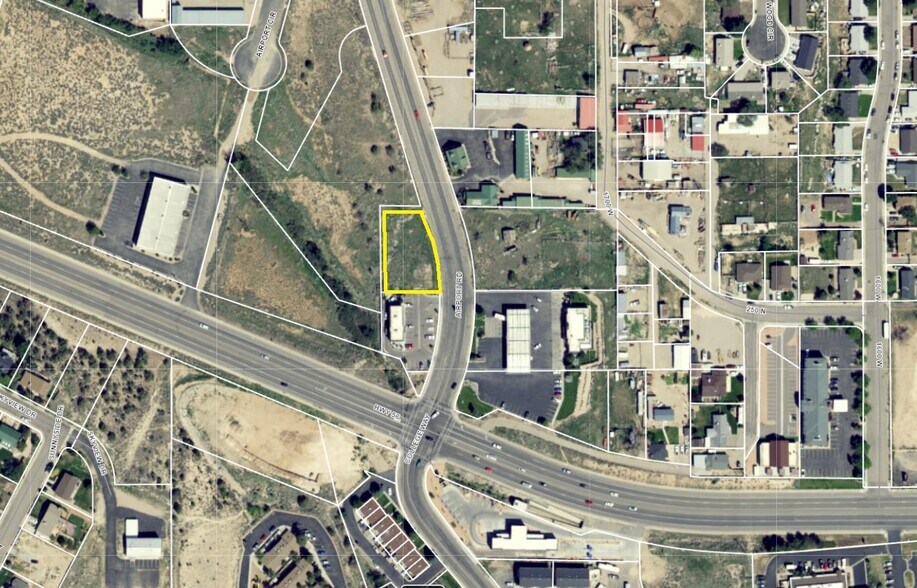 305 Airport rd, Cedar City, UT à vendre - Photo du bâtiment - Image 2 de 3