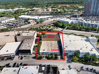 Plus de détails pour 6830-6840 SW 81st Ter, Miami, FL - Bureau, Industriel à louer