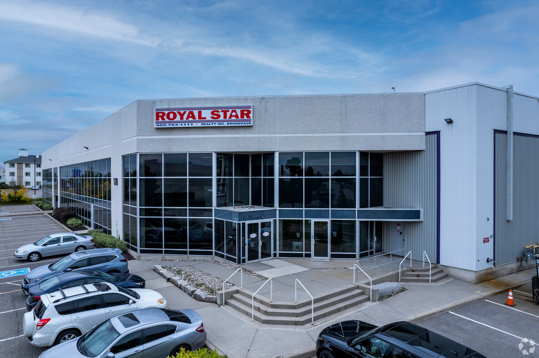 170 Steelwell Rd, Brampton, ON à vendre Photo principale- Image 1 de 1