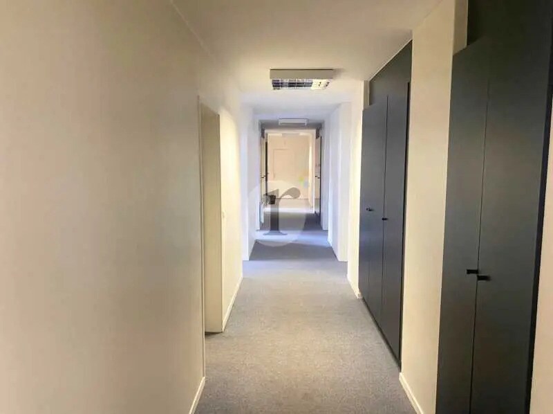 Bureau dans Lille à louer Photo intérieure- Image 1 de 6