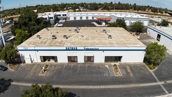 7325 Roseville Rd, Sacramento CA - Entrepôt