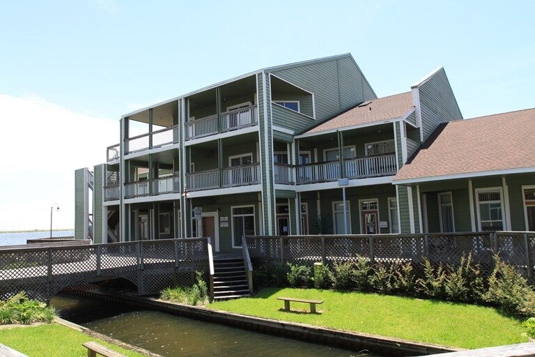 348 Miracle Strip Pky SW, Fort Walton Beach, FL à louer Photo principale- Image 1 de 4