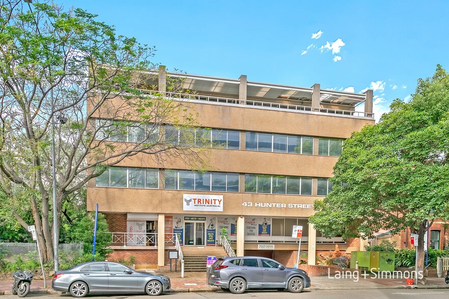 43 Hunter St, Parramatta à louer - Photo du bâtiment - Image 2 de 5