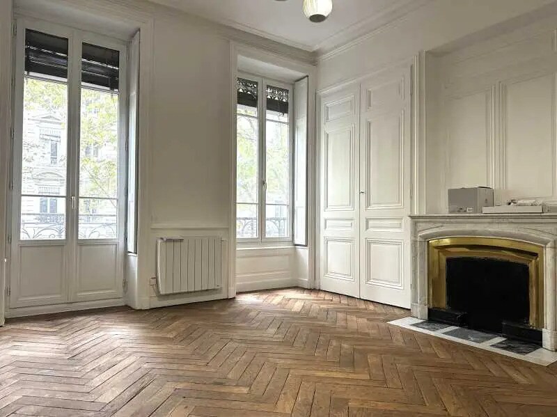 Bureau dans Lyon à louer Photo intérieure- Image 1 de 7