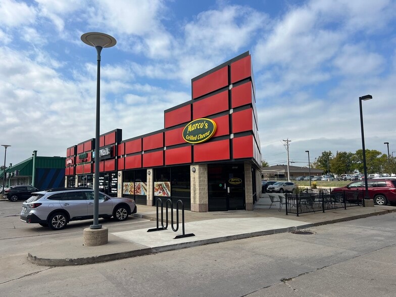 1621 S 1st Ave, Iowa City, IA for lease - Building Photo - Image 2 of 28