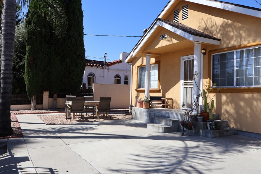 3803 Seneca Ave, Los Angeles, CA à vendre - Photo du bâtiment - Image 2 de 15