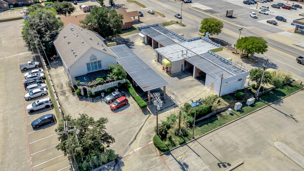 504 N Euless Main St, Euless, TX à vendre - Photo du bâtiment - Image 2 de 87