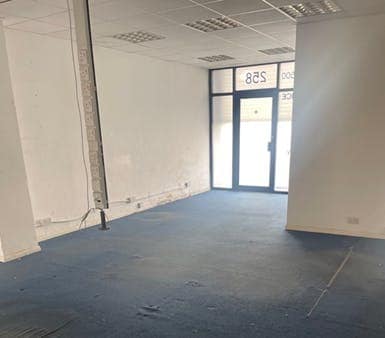 258 Amesbury Ave, Londres à louer - Photo intérieure - Image 3 de 4