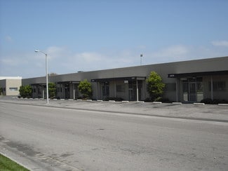 Plus de détails pour 2043-2063 S Lyon St, Santa Ana, CA - Local d'activités à louer