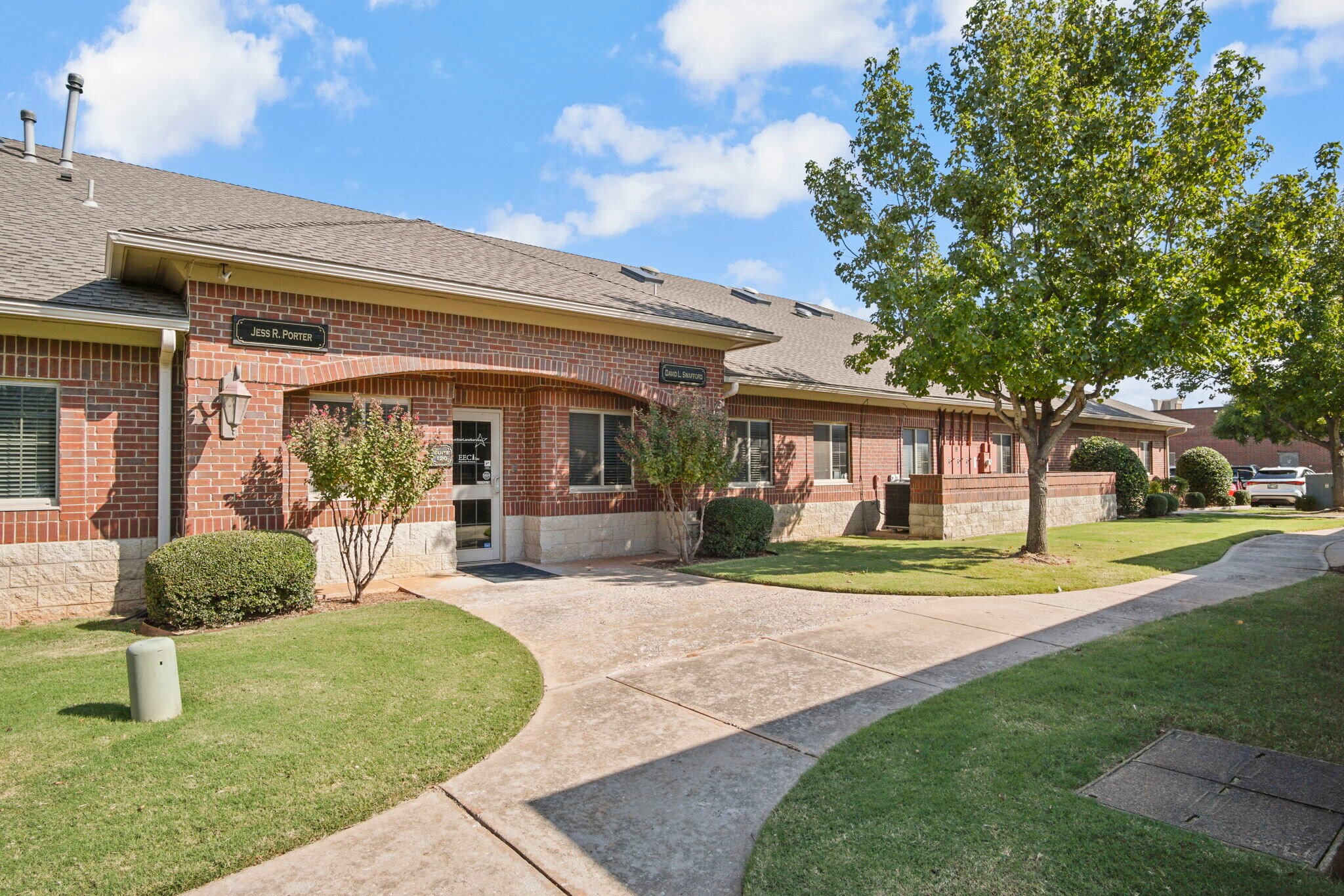 1006 24th Ave NW, Norman, OK for sale Building Photo- Image 1 of 68