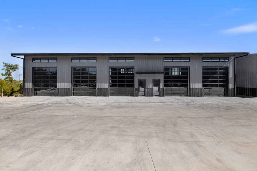 451 Farrell Rd, Dripping Springs, TX à vendre - Photo du bâtiment - Image 2 de 21