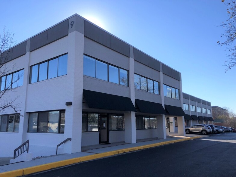 9 Schilling Rd, Hunt Valley, MD à louer - Photo du bâtiment - Image 1 de 10