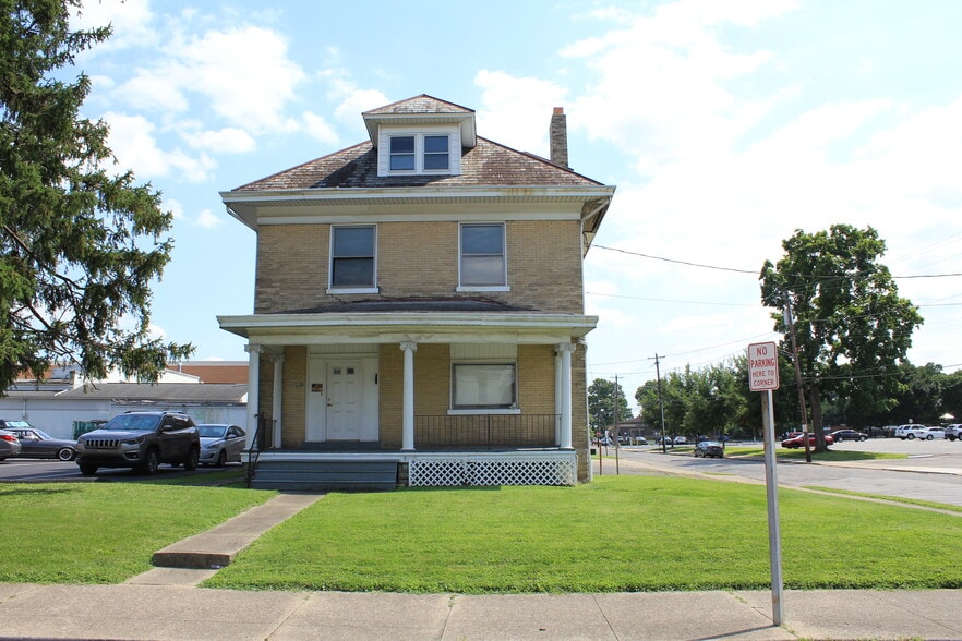 Station Ave portfolio of 6 properties for sale on LoopNet.ca - Building Photo - Image 2 of 5