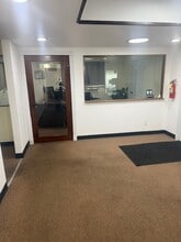 8329 Fair Oaks Blvd, Carmichael, CA for lease Interior Photo- Image 2 of 10