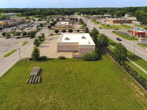 610 S Commercial St, Harrisonville, MO for lease Aerial- Image 2 of 3