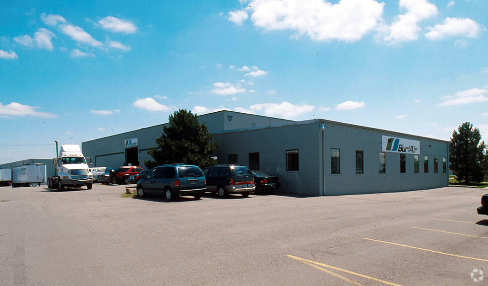 29120-29134 Airport Dr, Romulus, MI for lease - Building Photo - Image 3 of 5