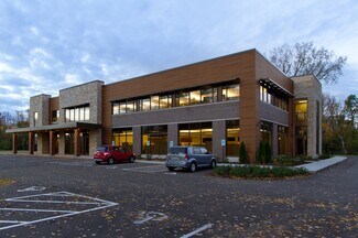 Plus de détails pour N25W23645 Watertown Rd, Waukesha, WI - Bureau à vendre