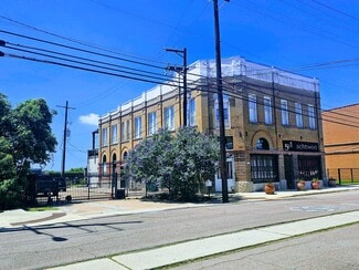 More details for 501 W Front St, Orange, TX - Office for Sale