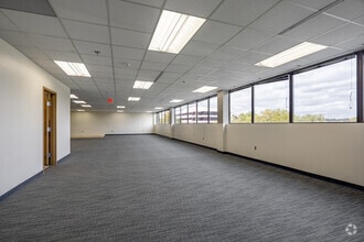 44 Vantage Way, Nashville, TN for lease Interior Photo- Image 2 of 3