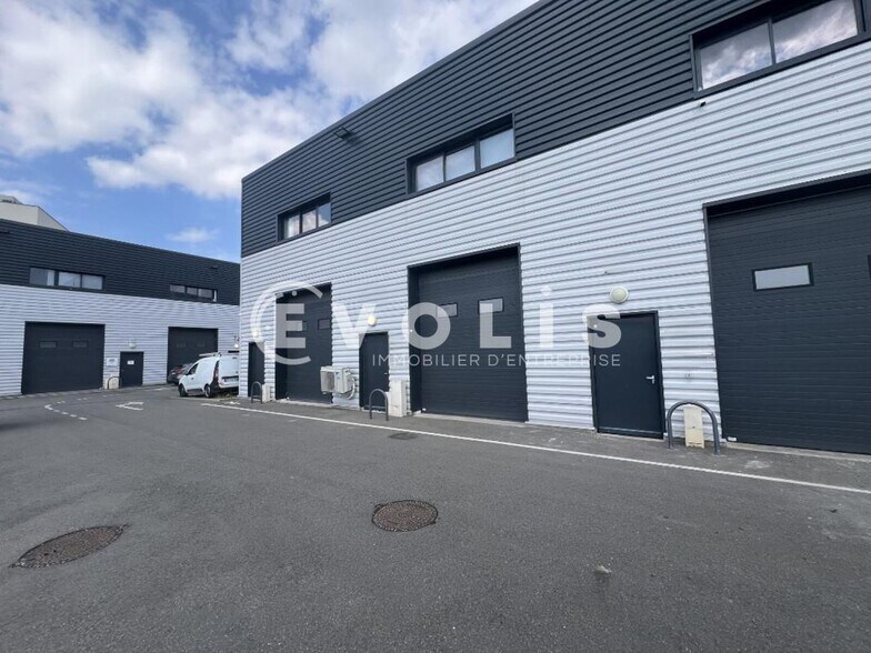 Flex in Valenton for lease - Building Photo - Image 1 of 12