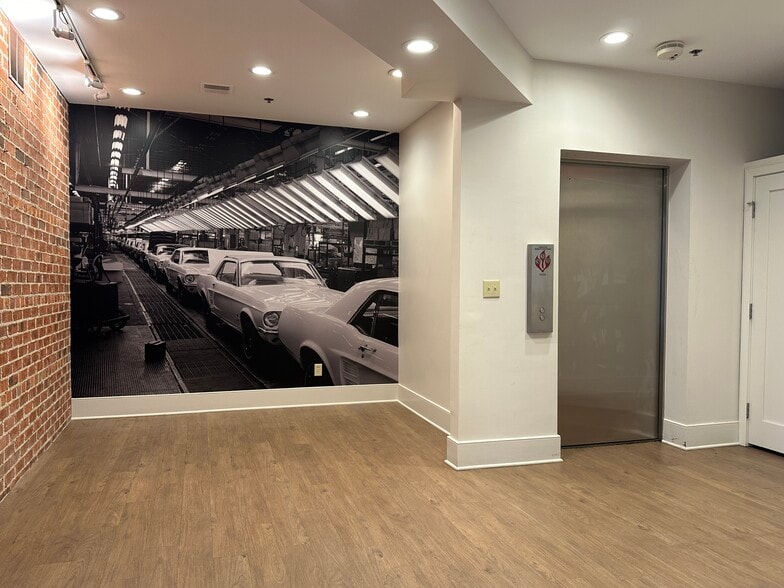 221-223 N Main St, Ann Arbor, MI for sale - Interior Photo - Image 3 of 8