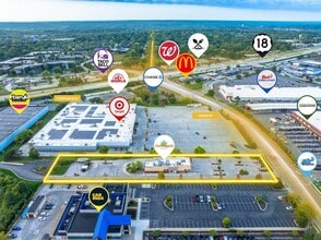 2423 N Kossow Rd, Waukesha, WI à louer Aérien- Image 2 de 35