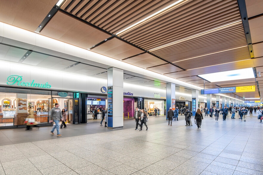 PENN STATION, New York, NY for lease - Interior Photo - Image 1 of 5
