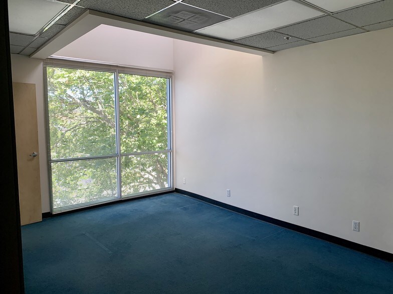 225 Prado Rd, San Luis Obispo, CA for lease - Interior Photo - Image 2 of 16