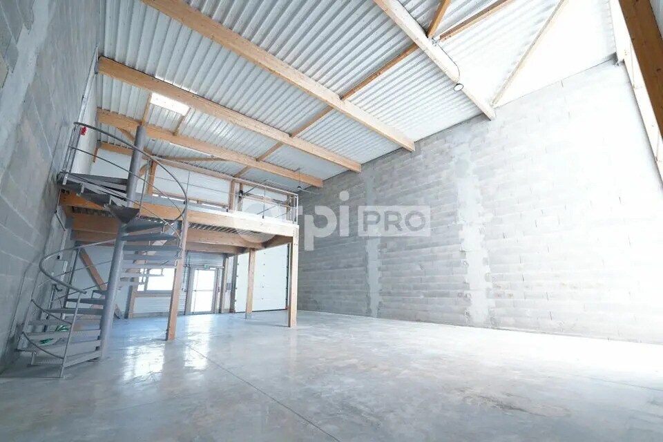 Flex in Saint-Vulbas for sale Interior Photo- Image 1 of 8