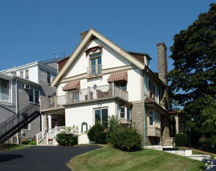 925 Fayette St, Conshohocken, PA for sale - Building Photo - Image 3 of 4