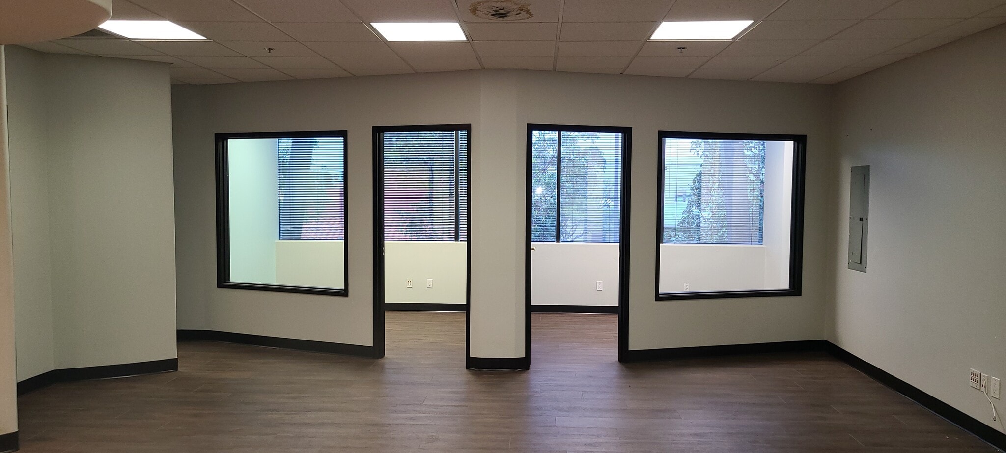 3434 Midway Dr, San Diego, CA for lease Interior Photo- Image 1 of 4