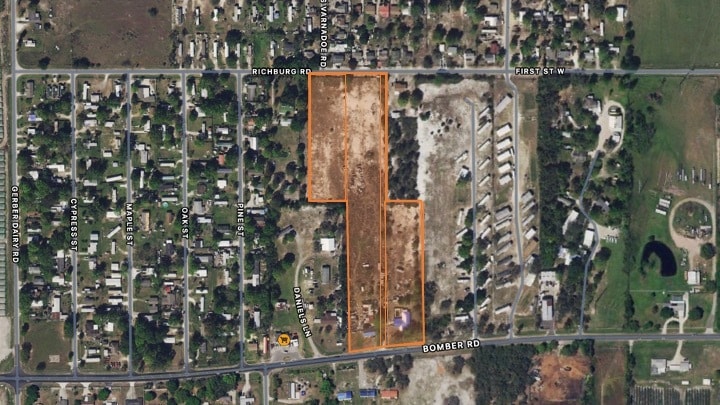 205 Bomber Rd, Winter Haven, FL à louer - Photo principale - Image 1 de 28