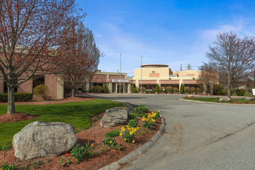 890 East St, Tewksbury, MA for sale - Building Photo - Image 2 of 32
