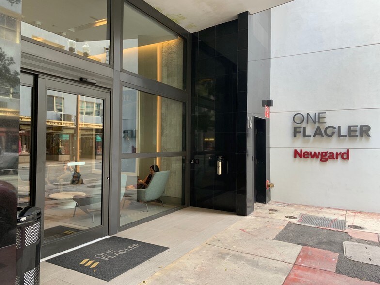 14 NE 1st Ave, Miami, FL à vendre - Photo du bâtiment - Image 3 de 24